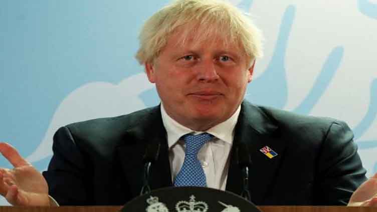Ex-UK PM Boris Johnson attacked by Ostrich during US trip