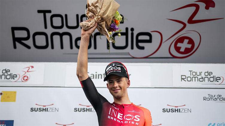Watson wins Tour de Romandie prologue, Evenepoel eighth