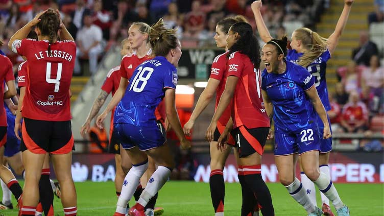 Chelsea beat Man United 1-0 to win sixth straight WSL title