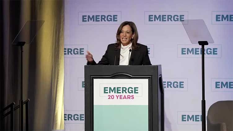 Harris returns to national stage praising Trump opponents' courage